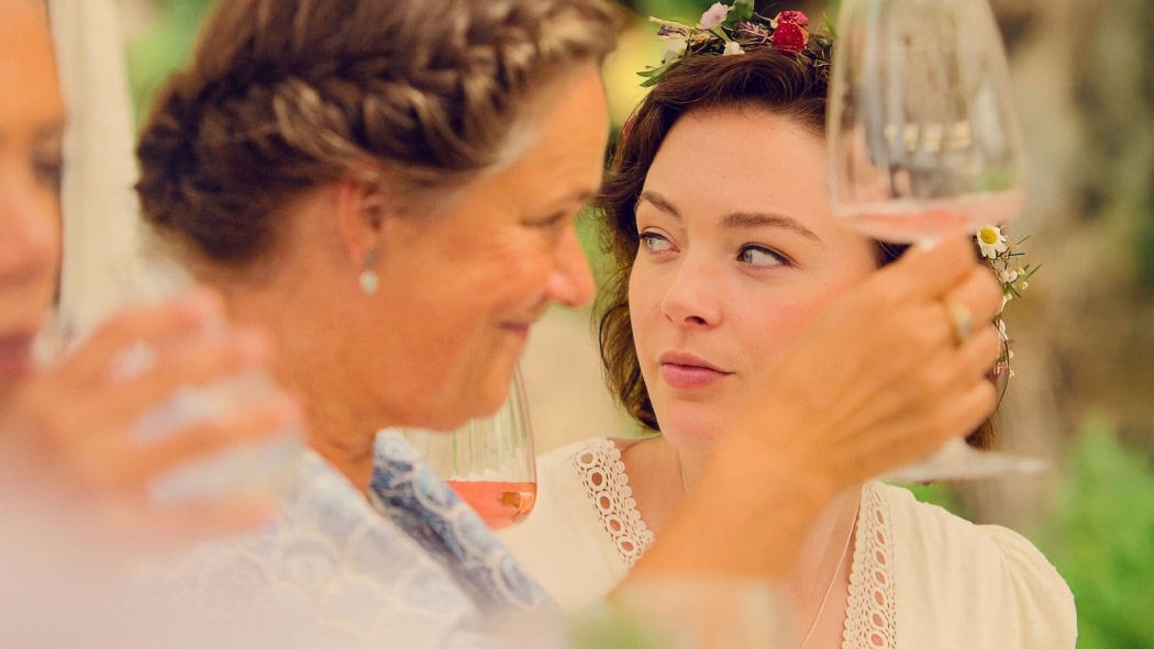 Bir Yaz Gecesi 1. Sezon 3. Bölüm izle